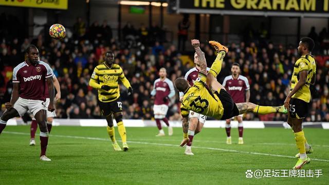 爱游戏 -重磅！国际比赛日西汉姆止住颓势詹姆斯连续十二场比赛得分超过比分优势明显，阿斯顿维拉防线松动备战欧超杯 