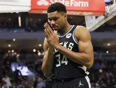 爱游戏 -字母哥集锦50佳球